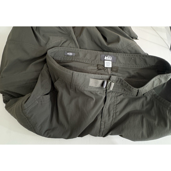 REI Co-op Women 6P 30"x28" Sahara Convertible Pants Outdoor Hiking Camping Olive - Picture 9 of 11